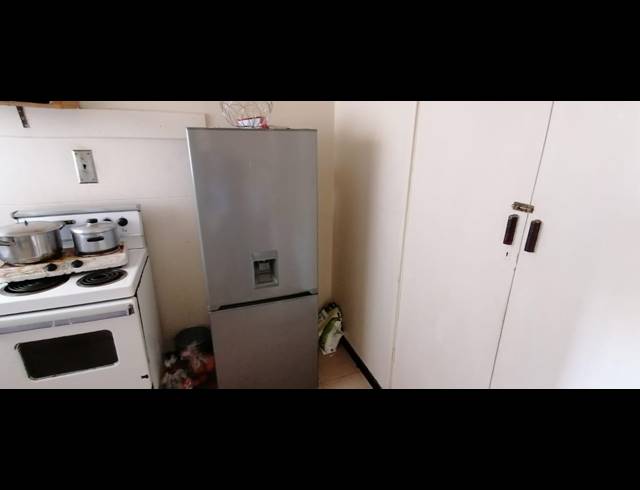 2 BEDROOM FLAT FOR SALE IN ELANDSHEUWEL
